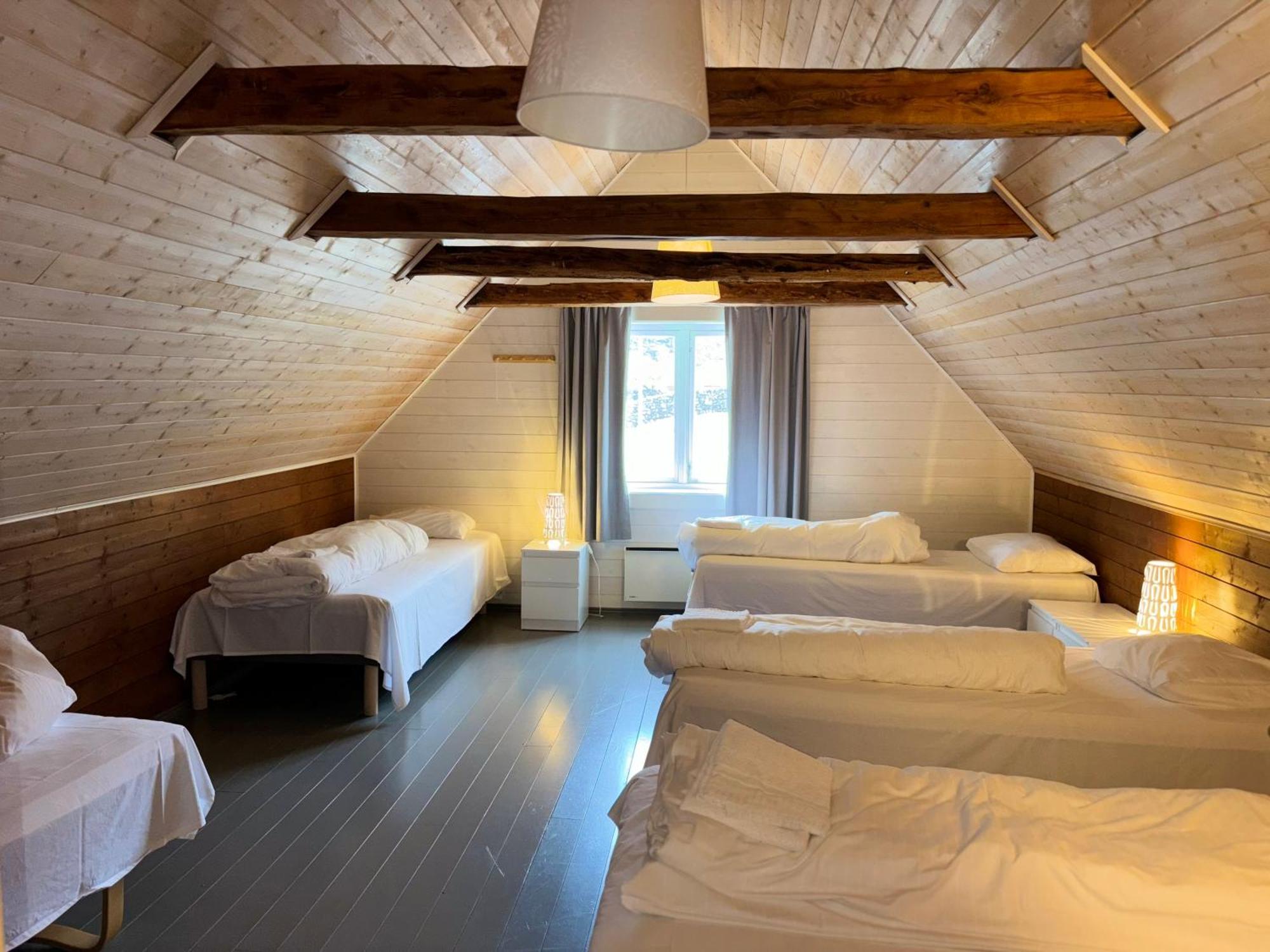 Brekke Gard Hostel Флам Экстерьер фото